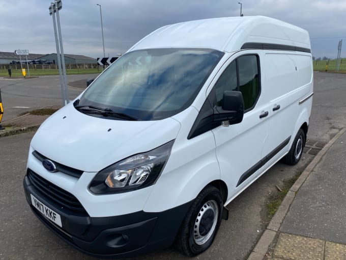 2025 Ford Transit Custom