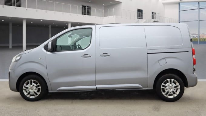 2025 Vauxhall Vivaro