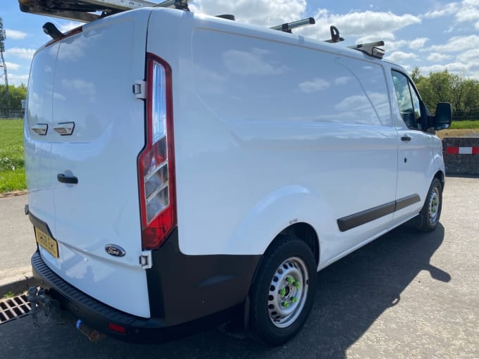 2025 Ford Transit Custom