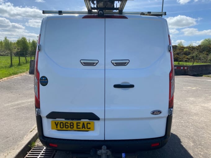 2025 Ford Transit Custom