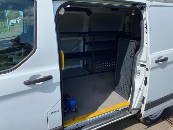 2025 Ford Transit Custom