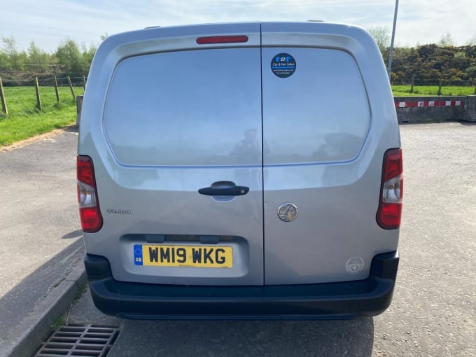 2025 Vauxhall Combo
