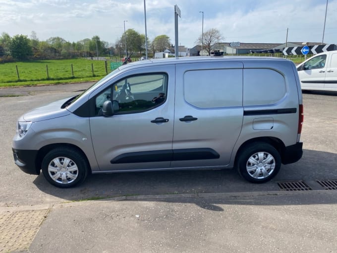 2025 Vauxhall Combo