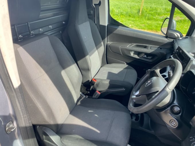 2025 Vauxhall Combo