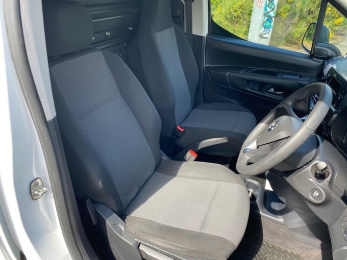 2025 Vauxhall Combo Van