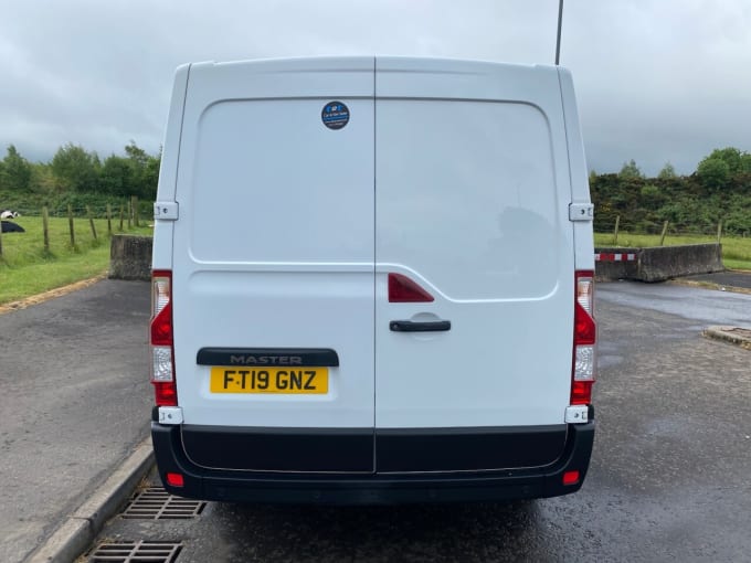 2025 Renault Master