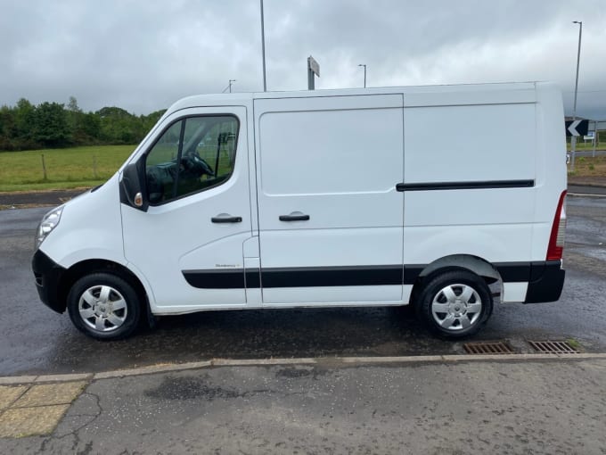 2025 Renault Master