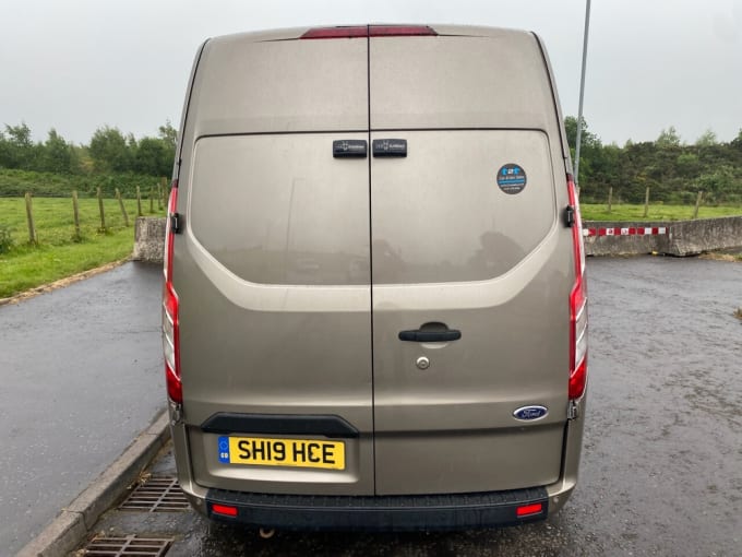 2025 Ford Transit Custom