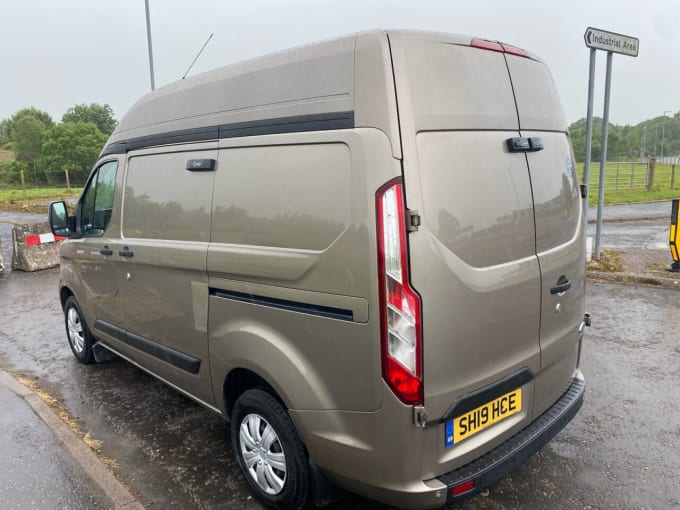 2025 Ford Transit Custom