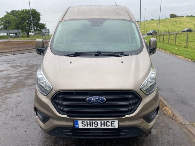 2025 Ford Transit Custom