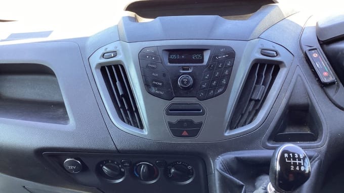 2025 Ford Transit Custom