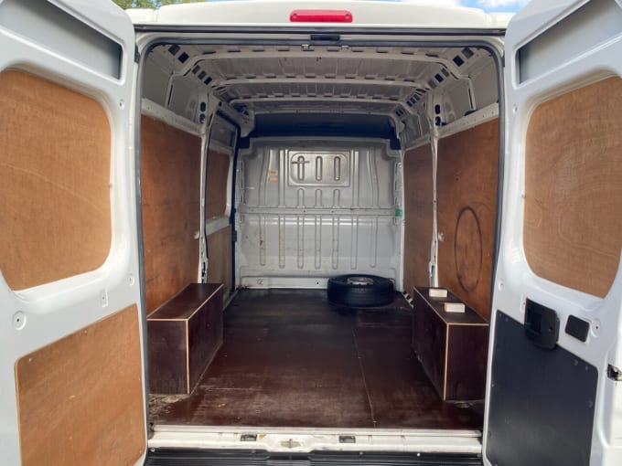 2025 Peugeot Boxer
