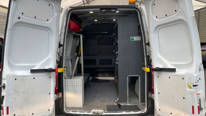 2025 Ford Transit Custom