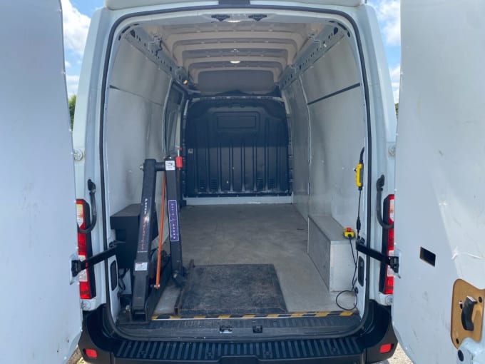 2025 Vauxhall Movano