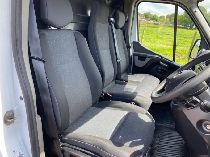 2025 Vauxhall Movano