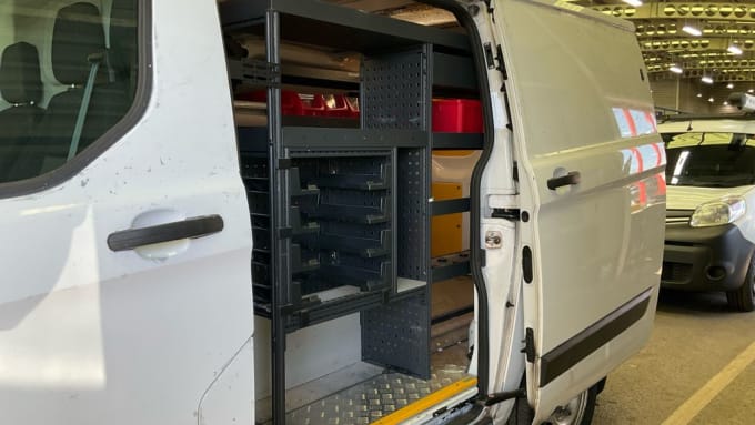 2025 Ford Transit Custom
