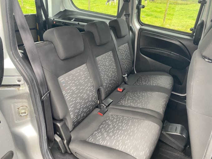 2025 Vauxhall Combo