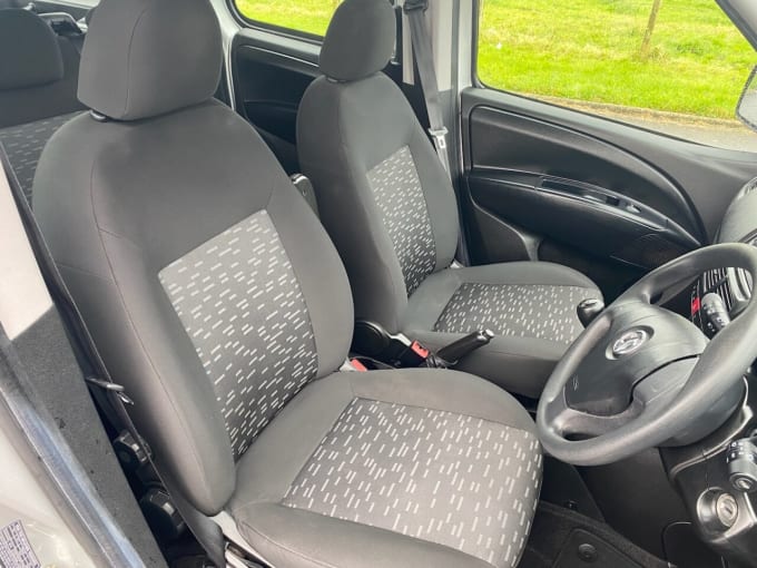 2025 Vauxhall Combo