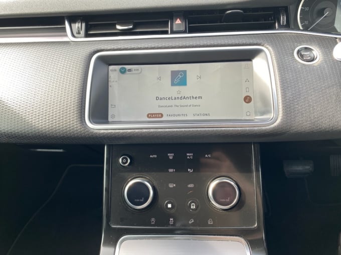 2025 Land Rover Range Rover Evoque