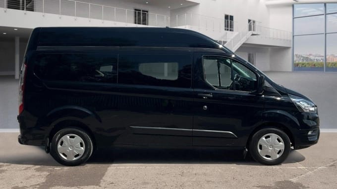 2025 Ford Transit Custom