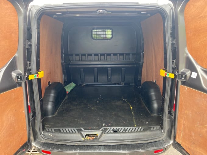 2025 Ford Transit Custom