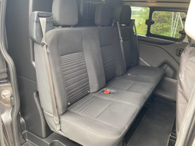 2025 Ford Transit Custom
