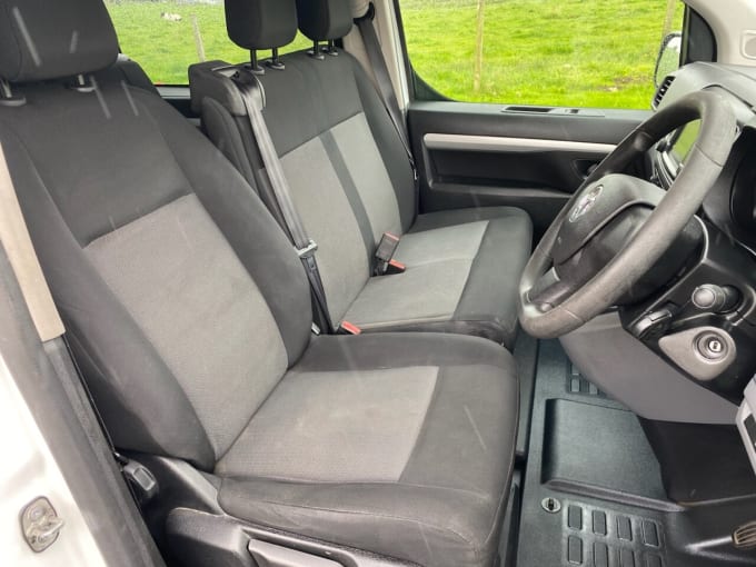 2025 Vauxhall Vivaro