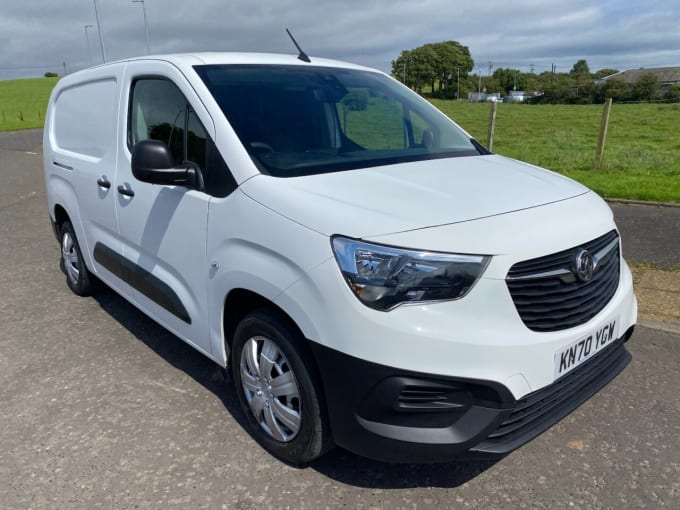 2025 Vauxhall Combo
