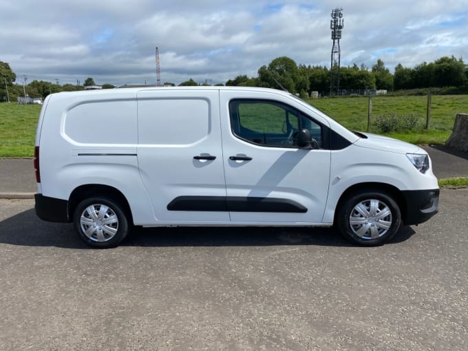 2025 Vauxhall Combo