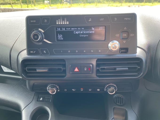 2025 Vauxhall Combo