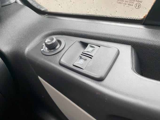 2025 Renault Trafic