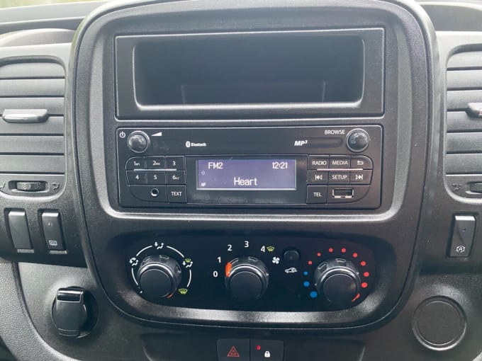 2025 Renault Trafic