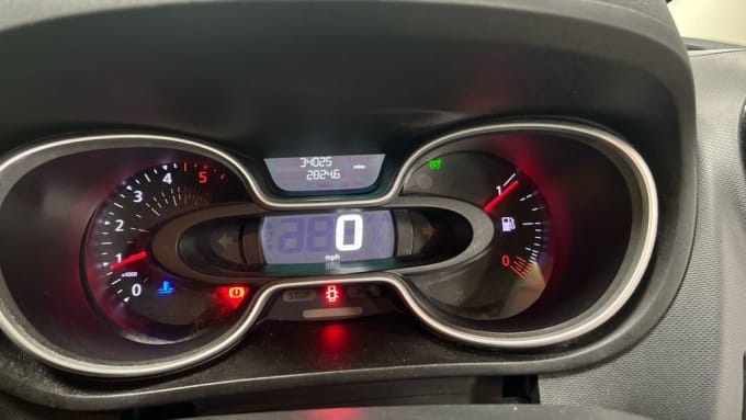 2025 Renault Trafic