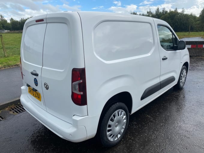 2025 Vauxhall Combo