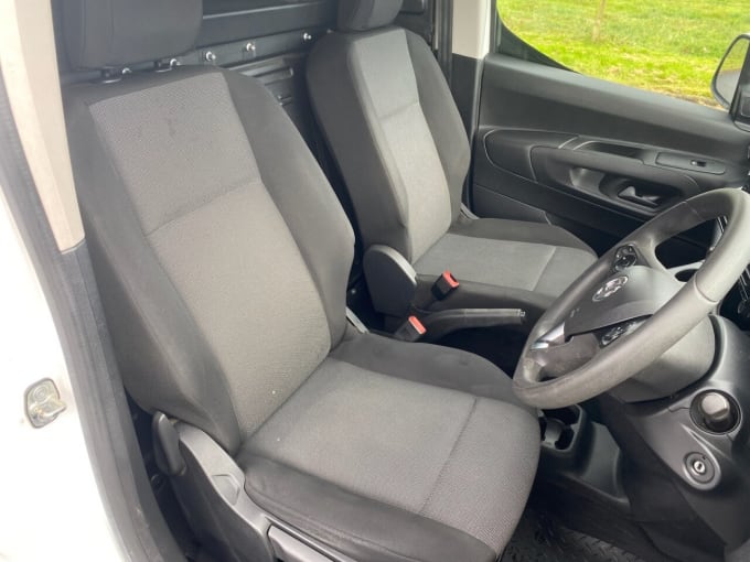 2025 Vauxhall Combo