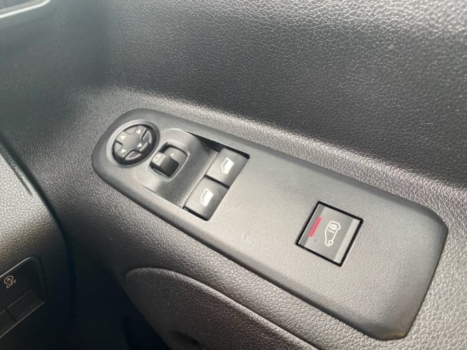 2025 Vauxhall Combo