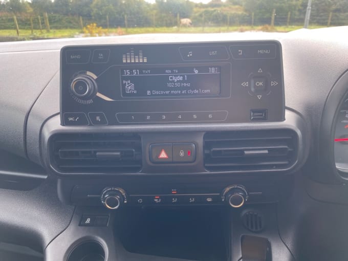2025 Vauxhall Combo