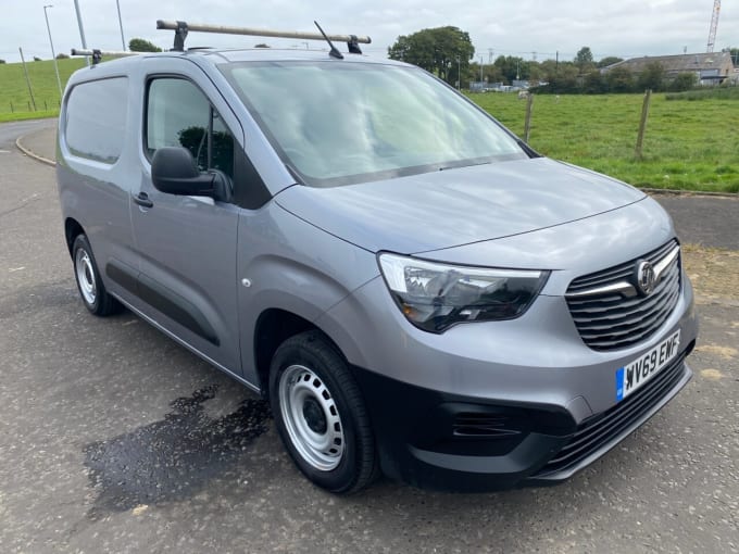 2025 Vauxhall Combo