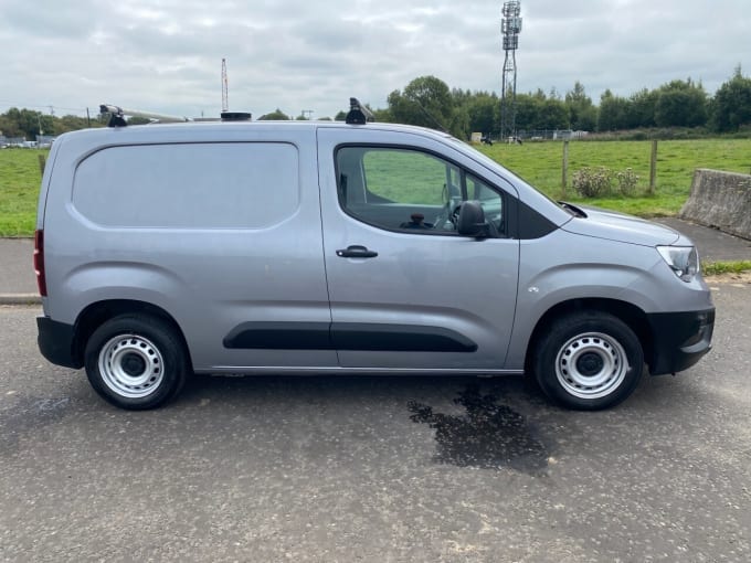 2025 Vauxhall Combo