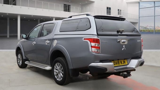 2025 Mitsubishi L200