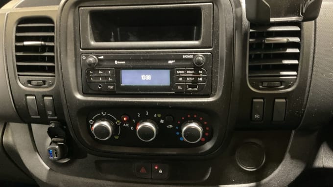 2025 Renault Trafic