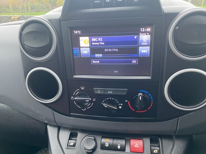 2016 Peugeot Partner