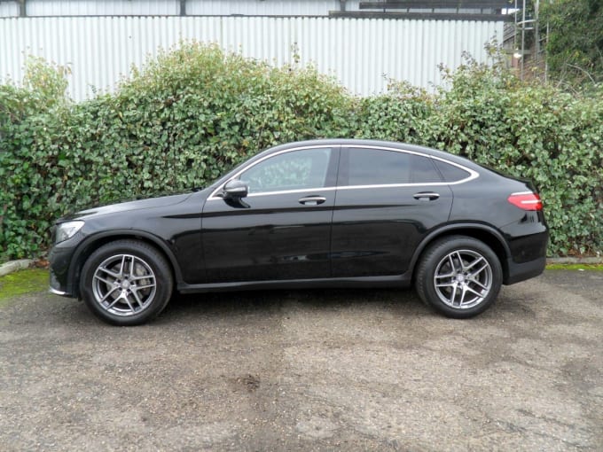 2025 Mercedes-benz Glc