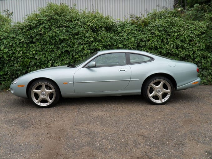 2001 Jaguar Xk8