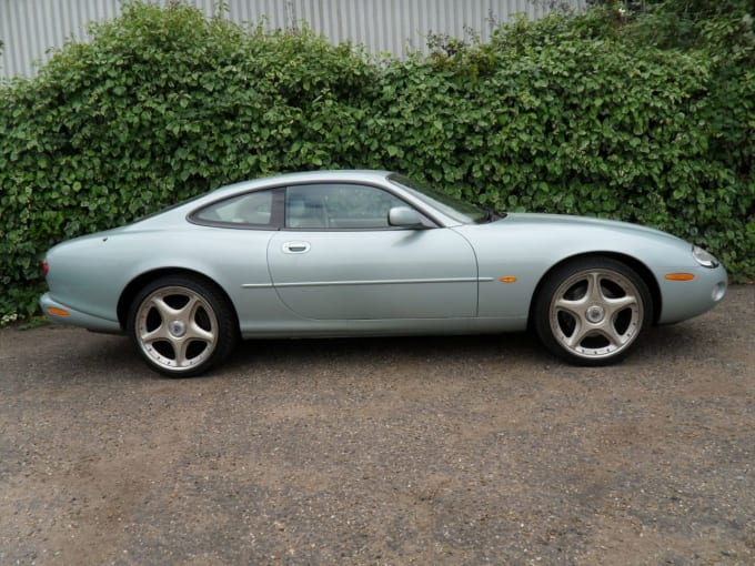 2001 Jaguar Xk8