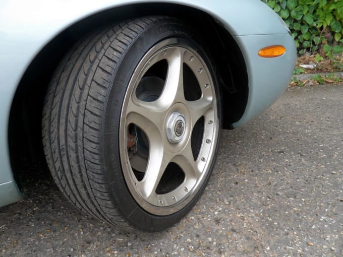 2001 Jaguar Xk8