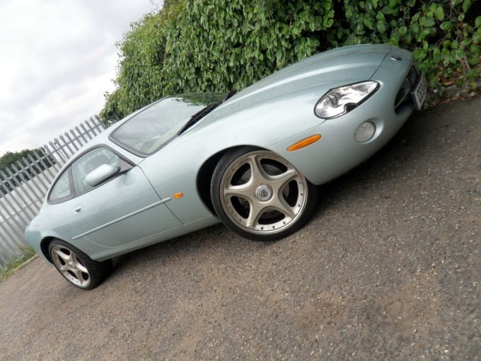 2001 Jaguar Xk8