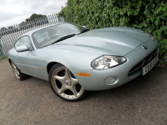 2001 Jaguar Xk8
