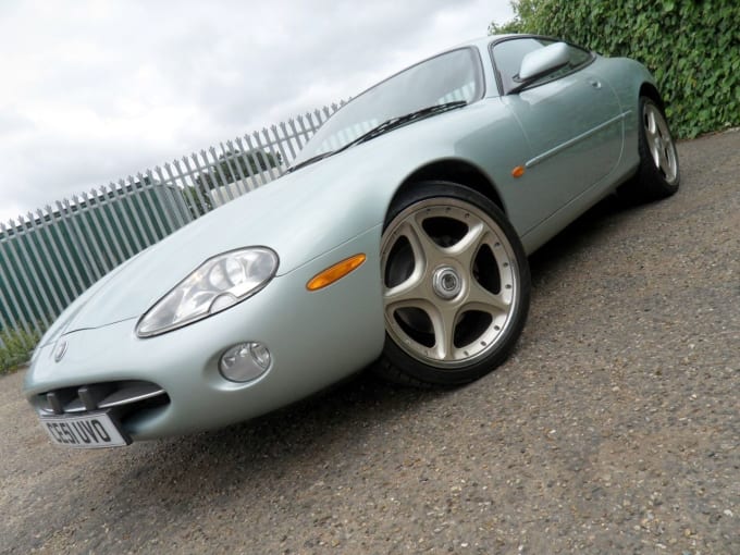 2001 Jaguar Xk8