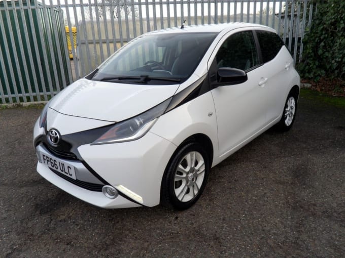 2025 Toyota Aygo